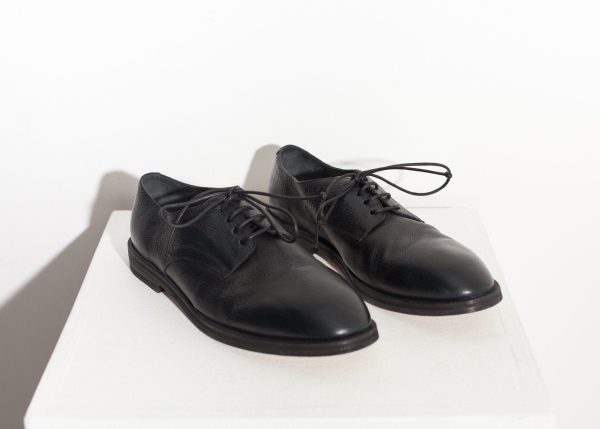 Stiro Oxford in Black Online